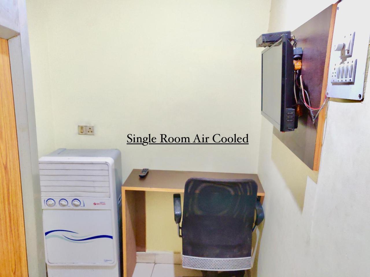 Roop Guest House Lucknow Ngoại thất bức ảnh