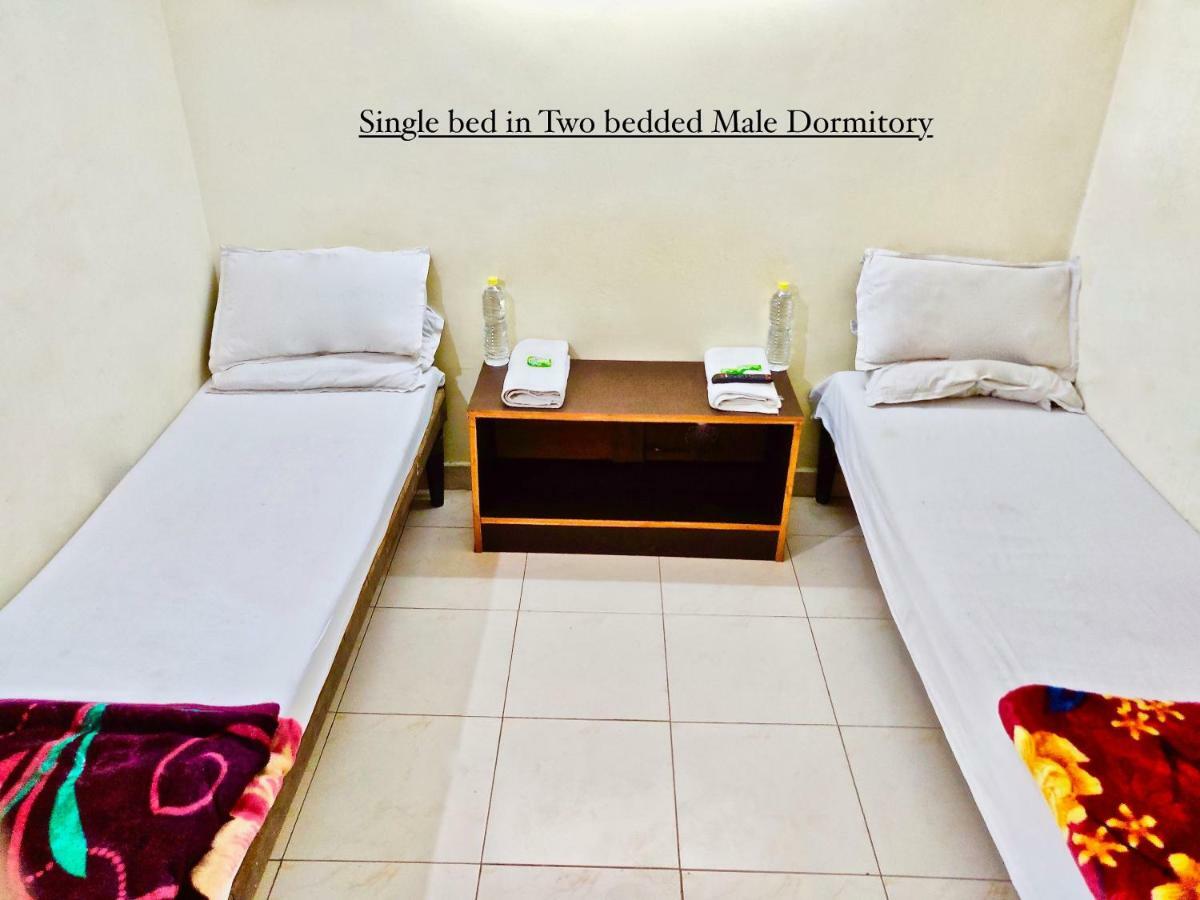 Roop Guest House Lucknow Ngoại thất bức ảnh