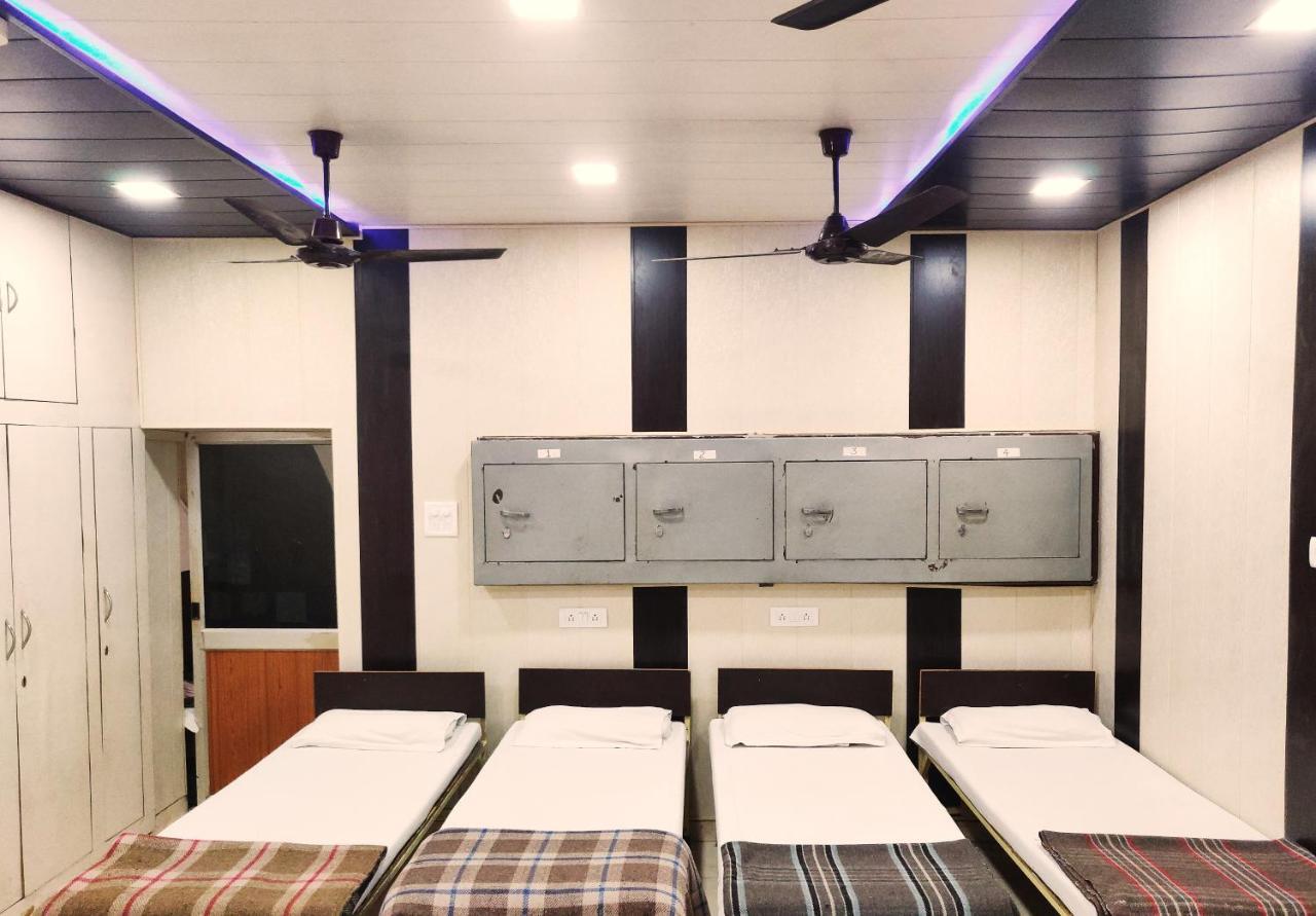 Roop Guest House Lucknow Ngoại thất bức ảnh
